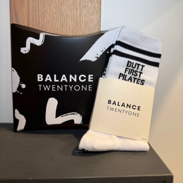 Candle & Sock Bundle - Image 2